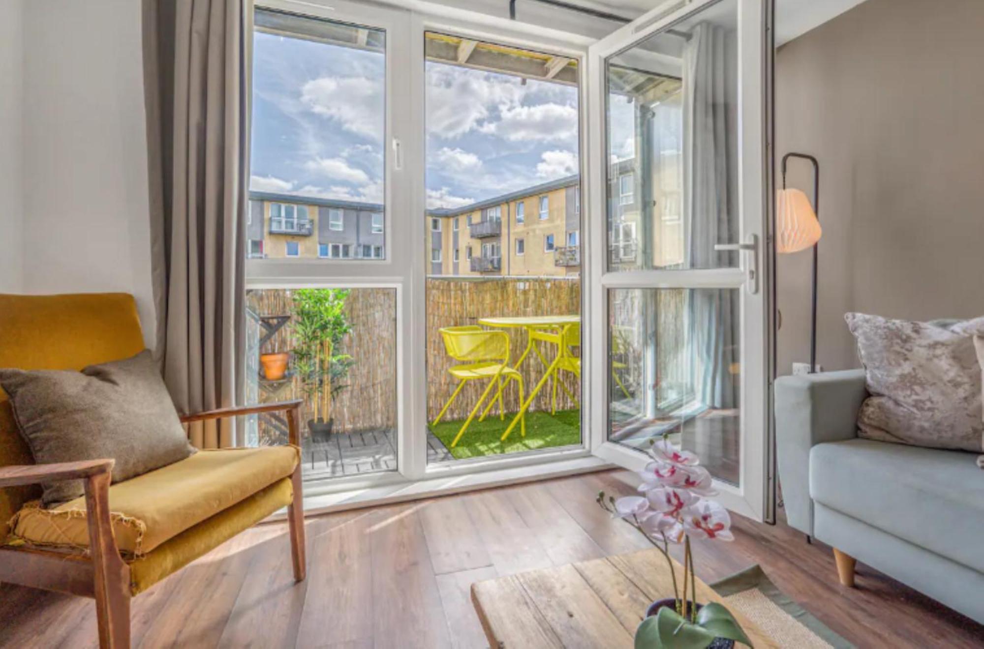 Oriental Suite 2 Bed 2 Bath Netflix And Free Parking, Games- Maihom Birmingham Luaran gambar