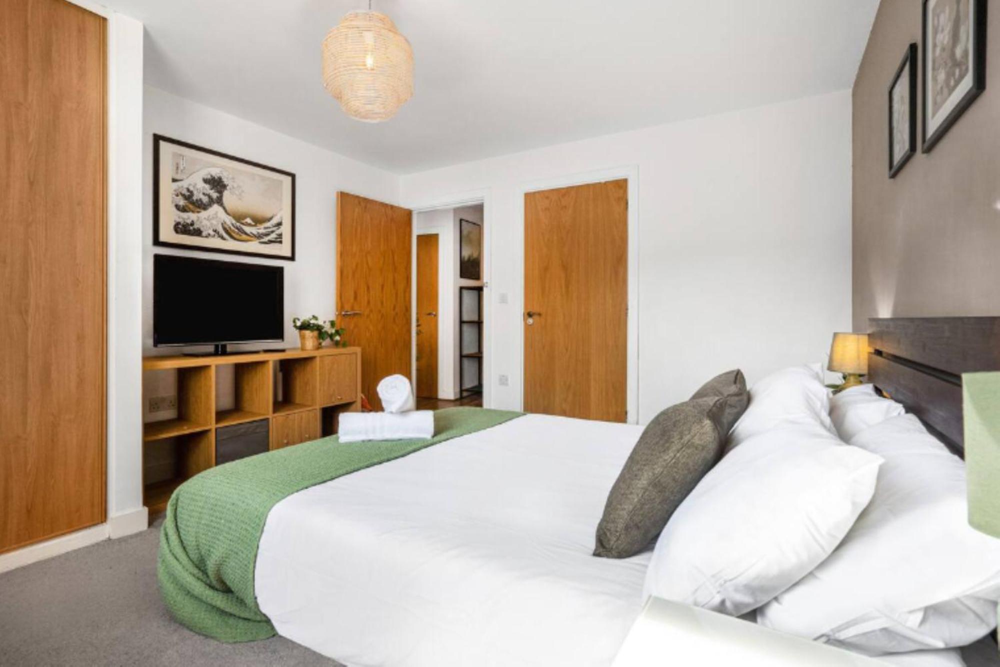 Oriental Suite 2 Bed 2 Bath Netflix And Free Parking, Games- Maihom Birmingham Luaran gambar