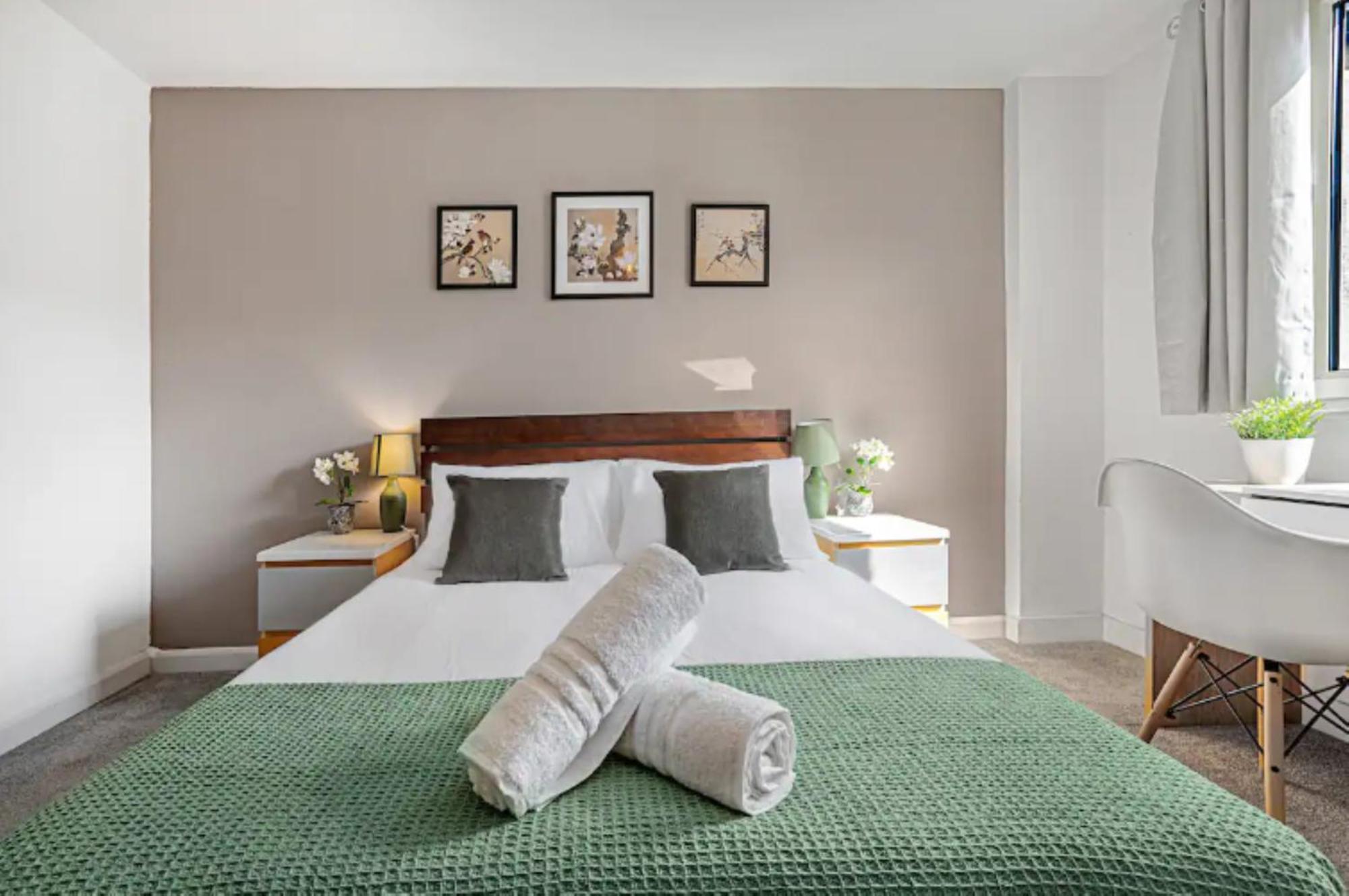 Oriental Suite 2 Bed 2 Bath Netflix And Free Parking, Games- Maihom Birmingham Luaran gambar